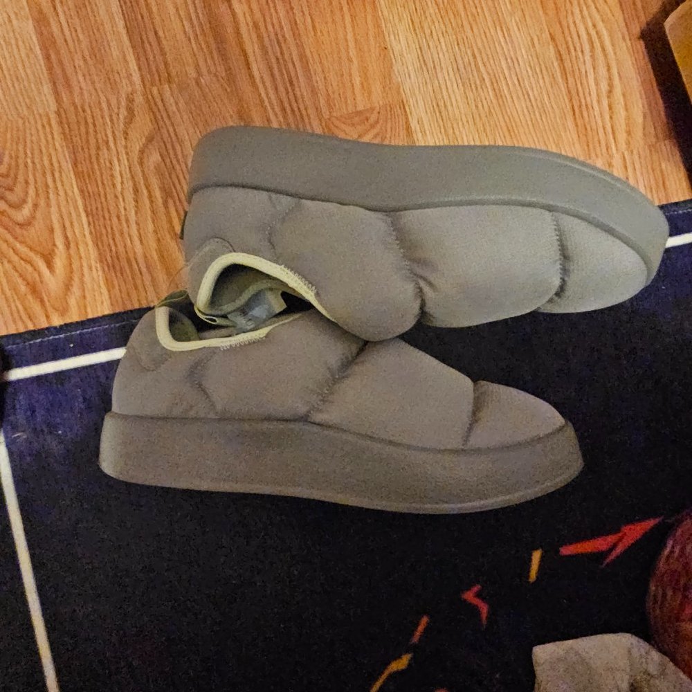 Adidas clouds